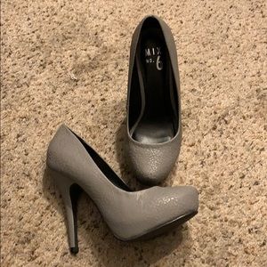 Mix No. 6 grey platform heels